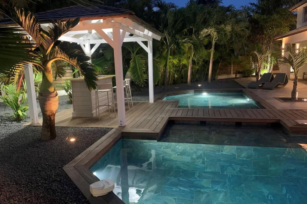 Villa Manzana : Neuve 4Ch 4Sdb 2 Piscines - Luxe Saint-Francois  Buitenkant foto